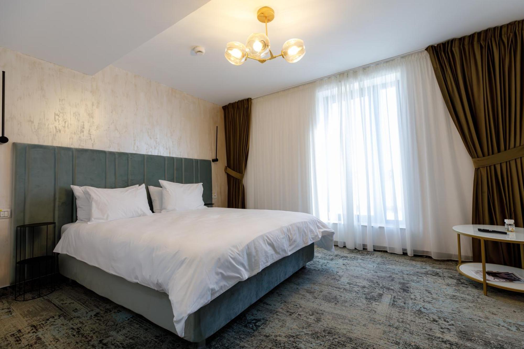 River Place Piteşti Exterior foto