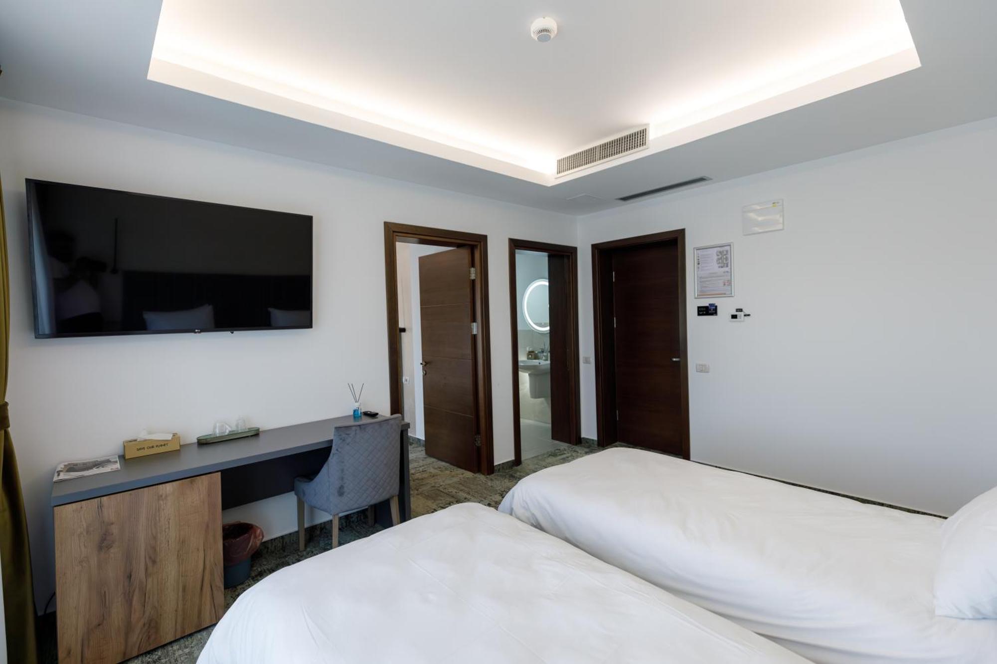 River Place Piteşti Exterior foto